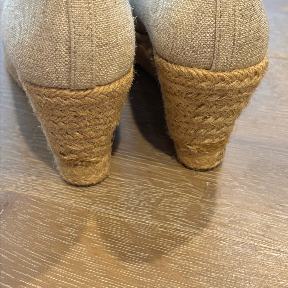 J. Crew Cream Gold Espadrille Wedges 8 Like New! - Picture 5 of 7
